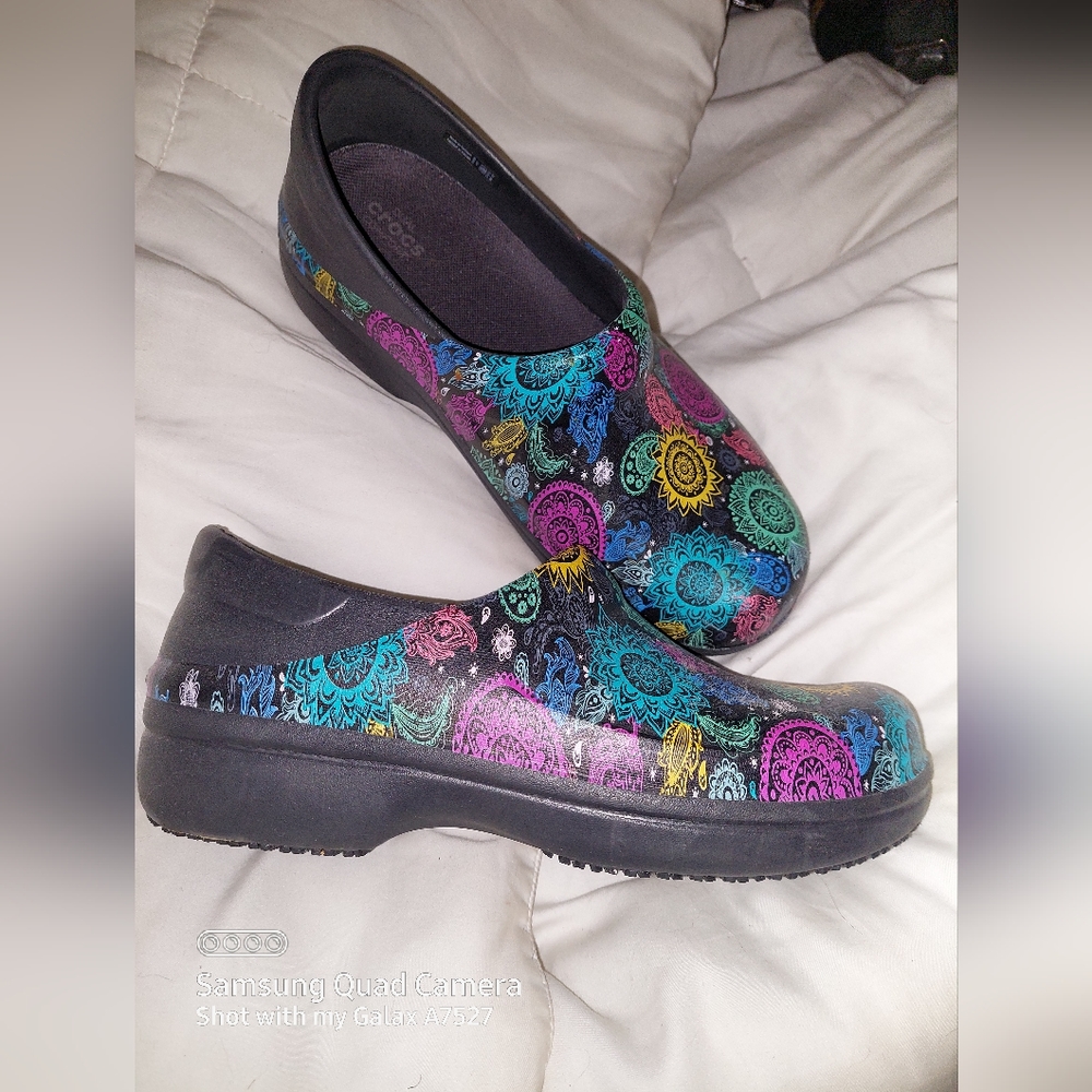 Woman's crocs